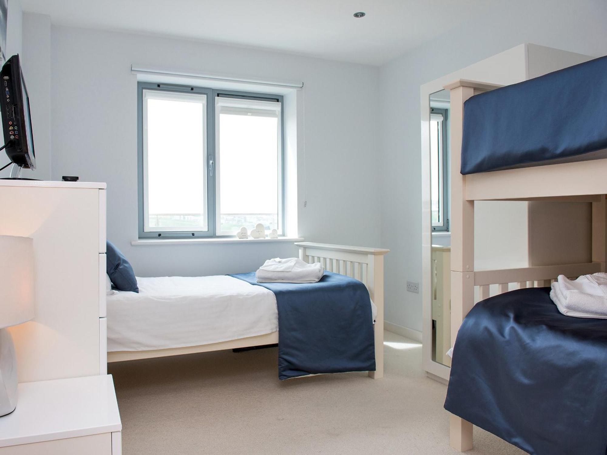 Fistral View - 3 Cribbar Apartment New Quay Екстериор снимка