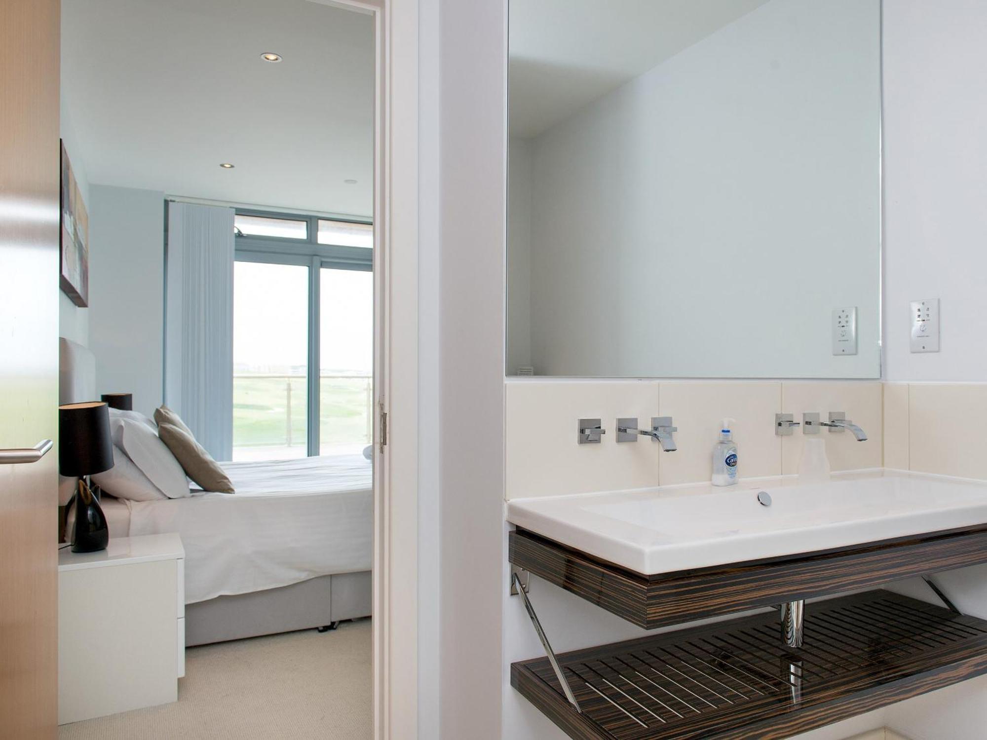 Fistral View - 3 Cribbar Apartment New Quay Екстериор снимка