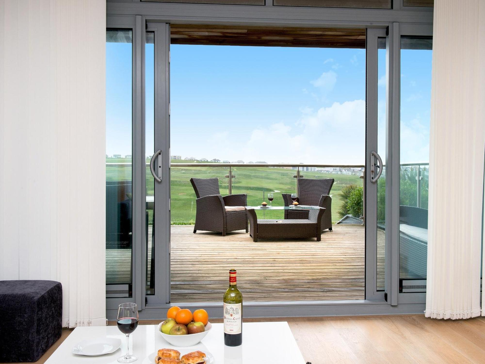 Fistral View - 3 Cribbar Apartment New Quay Екстериор снимка